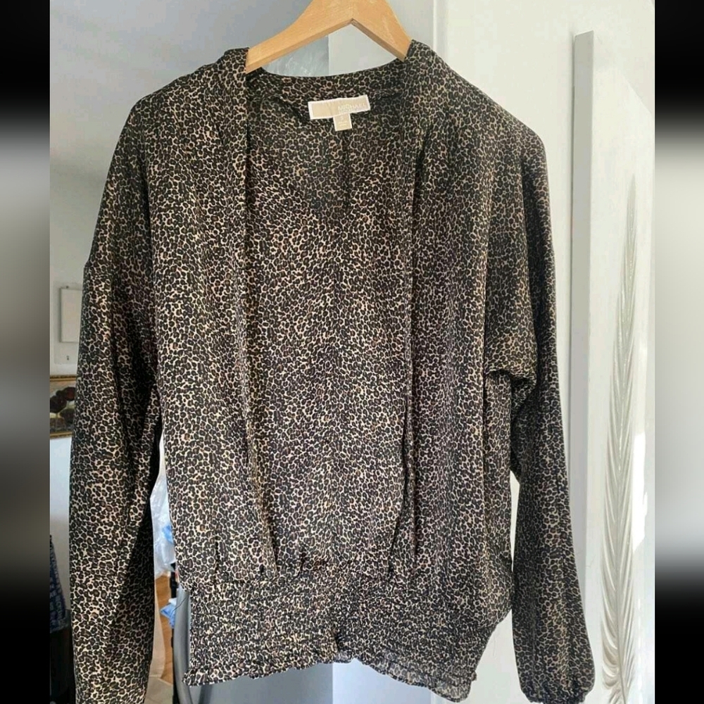 🌟Michael Kors Animal Print Top Blouse